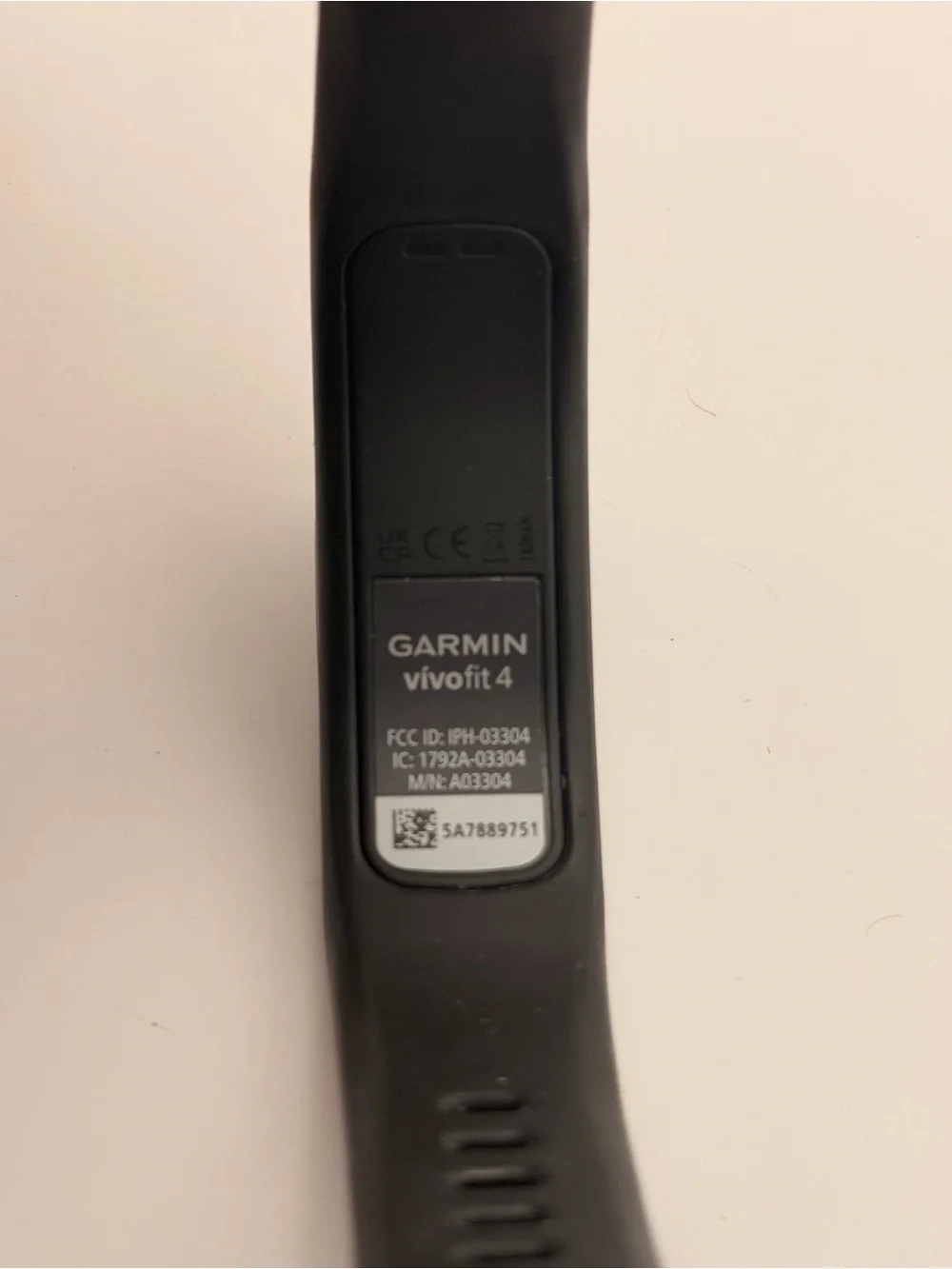 Garmin Vivofit 4, Black, Excellent, New Batteries, Smart Watch, Fitness Tracker